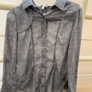 Free People XS gray button down